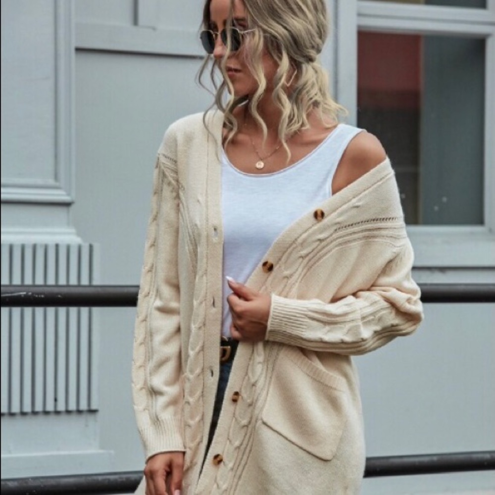 Solid Cable Knit Dual Pocket Cardigan